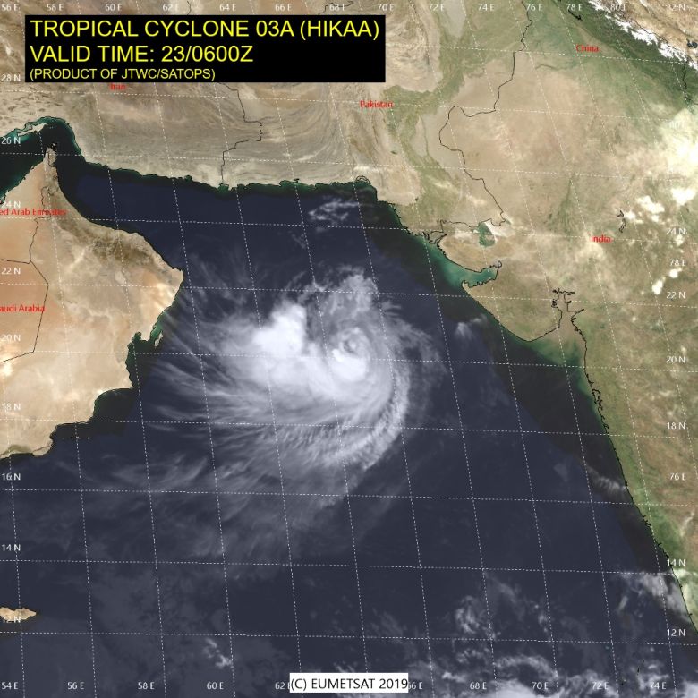 Imagem de satlite mostra posio do ciclone tropical Hikka no mar da Arbia. Crdito: JTWC/SATOPS/Apolo11.