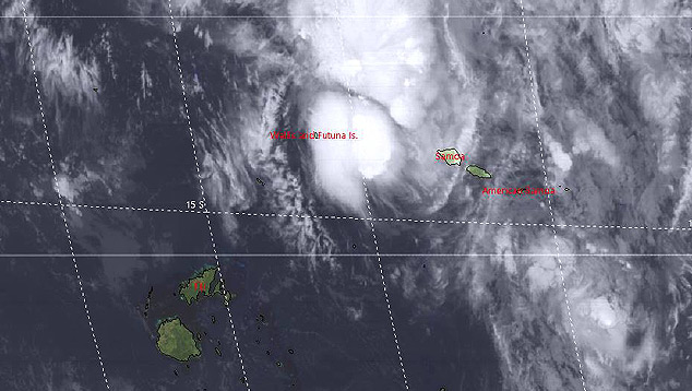 Imagem de satlite mostra a atuao da tempestade ciclnica 18P prximo  Samoa Americana, no Pacfico Sul. Crdito: JTWC/SATOPS.