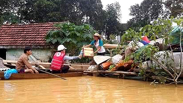 Graves inundaes provocadas pela tempestade tropical Nangka j deixaram 68 mortos, segundo balano da Autoridade de Gesto e Desastres do Vietn. Crdito: Imagem divulgada no twitter pela Vietnam Red Cross Society   