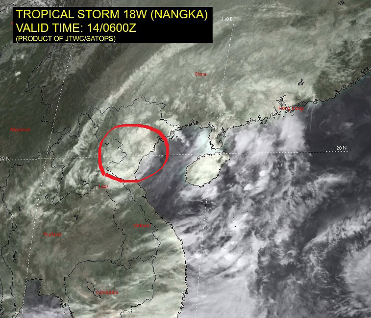 Imagem de satlite mostra a regio onde a tempestade tropical Nangka ainda atua nesta quarta-feira. Nangka segue para o noroeste do Vietn e o norte de Laos, onde dever enfraquecer totalmente. Crdito: JTWC. 