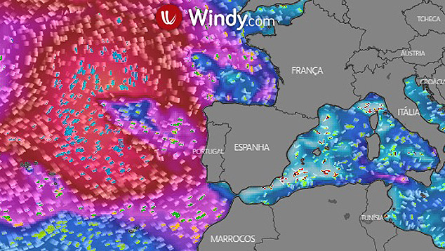 Modelo de agitao martima estima a altura das ondas na costa de Portugal e no Atlntico. Os picos podero atingir 12 metros em alto mar. Crdito: Windy/NOAA WW3 