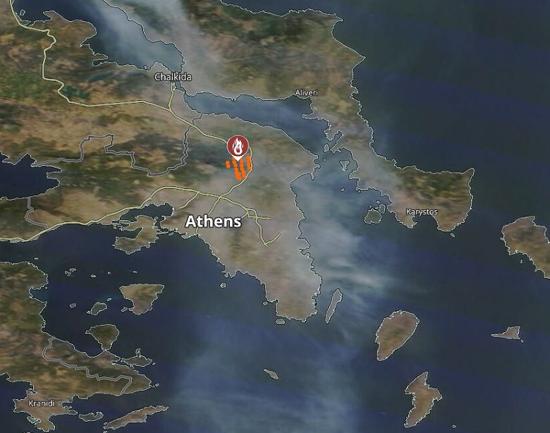 A imagem de satlite do dia 5 de agosto mostra a fumaa se espalhando a partir de vrios focos de fogo ao norte de Atenas. Crdito: Worldview/NASA