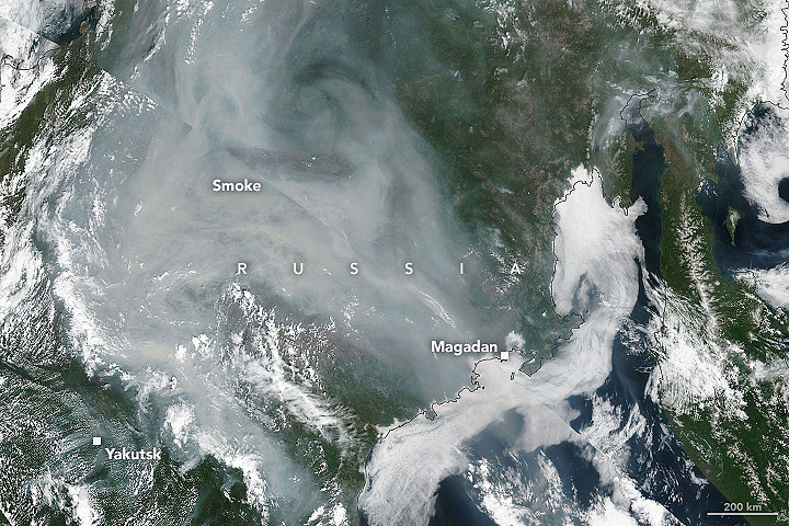 Imagem de satlite mostra grande quantidade de fumaa sobre a Repblica de Sakha no dia 5 de julho. Crdito: Suomi NNP/NASA