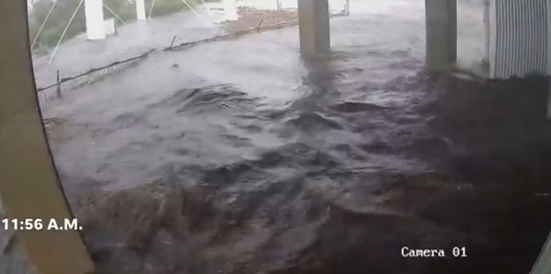 Graves inundaes acontecem na Louisiana com o avano do poderoso furaco Ida neste domingo. Crdito: Imagem de cortesia St. Bernard Parish Government/twitter @DrDennaGrayson