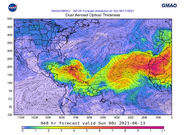 Modelagem mostra a concentrao de poeira sobre vrias reas do Caribe no domingo, dia 13. Crdito: NASA
