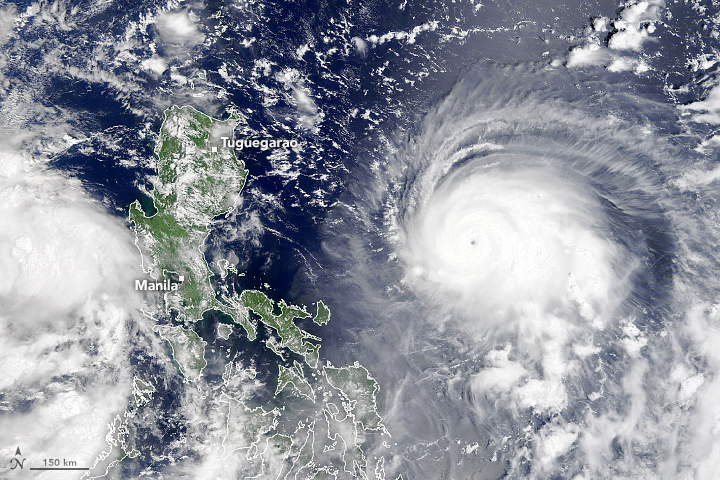 Imagem de satlite mostra o supertufo Chanthu perto das Filipinas no dia 9 de setembro. Crdito: NASA
