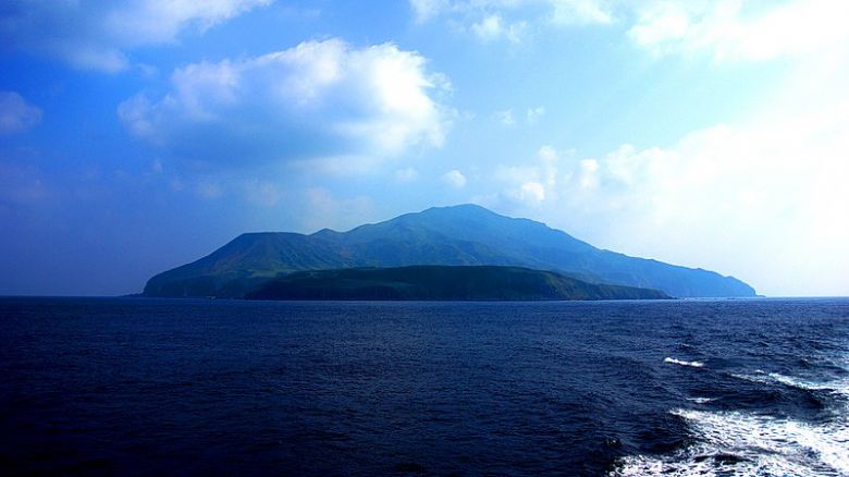 Imagem ilustrativa da ilha vulcnica Suwanose. Crdito: Wikimedia/Taro Nagoya.