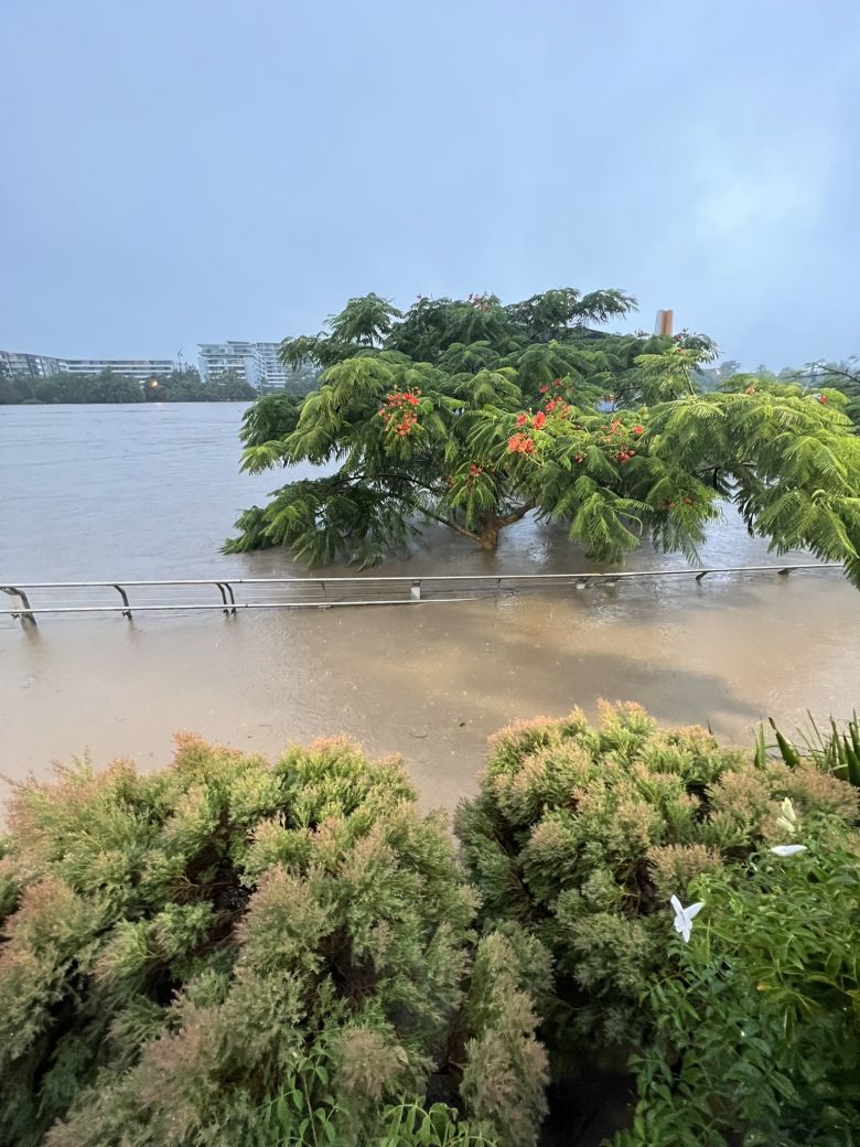 Inundaes em Brisbane durante as tempestades dos ltimos dias. Crdito: Divulgao pelo twitter @baileyar ay