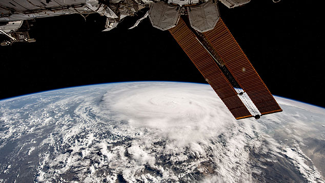 O ciclone Biparjoy registrado do espao pelo astronauta Sultan AlNeyadi direto da Estao ESpacial Internacional em 14 de junho. Crdito: Divulgao via twitter @Astro Alneyadi