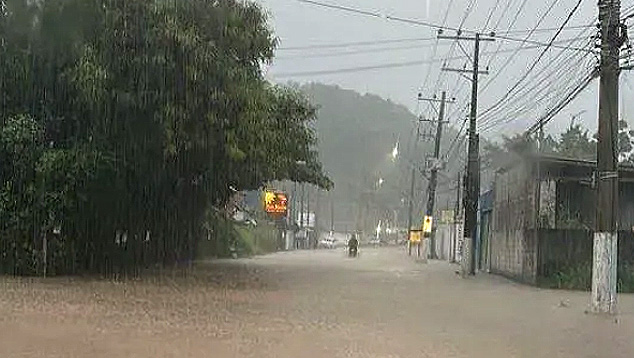 So Sebastio, no litoral norte paulista, teve chuva recorde de 627 mm entre sbado e domingo. Crdito: Divulgao Prefeitura de So Sebastio 