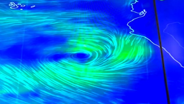 Um ciclone com caractersticas tropicias se formou na costa do Peru e do Equador levando chuvas torrenciais para as reas costeiras. Crdito: Imagem de 10 de maro/INAMHI
