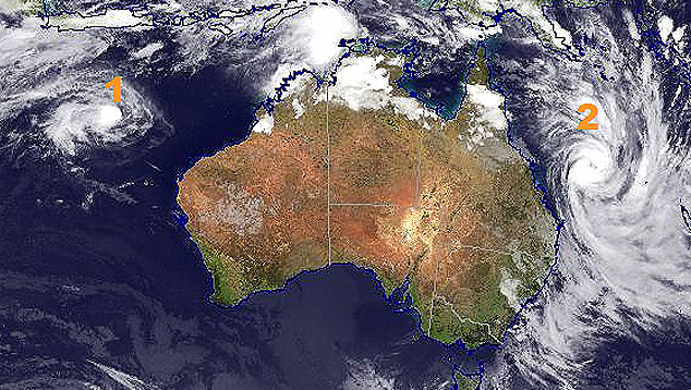 Imagem de satlite do dia 9 de fevereiro mostra o ciclone 1, Freddy,  esquerda do mapa e o ciclone 2, Gabrielle,  direta da mapa. Crdito: BOM 
