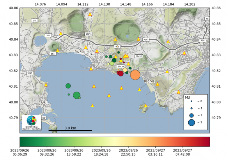 Mapa mostra o aumento de sismos na regio dos Campos Flgreos, em Npoles, entre os dias 26 e 27 de setembro. Crdito: INGV 