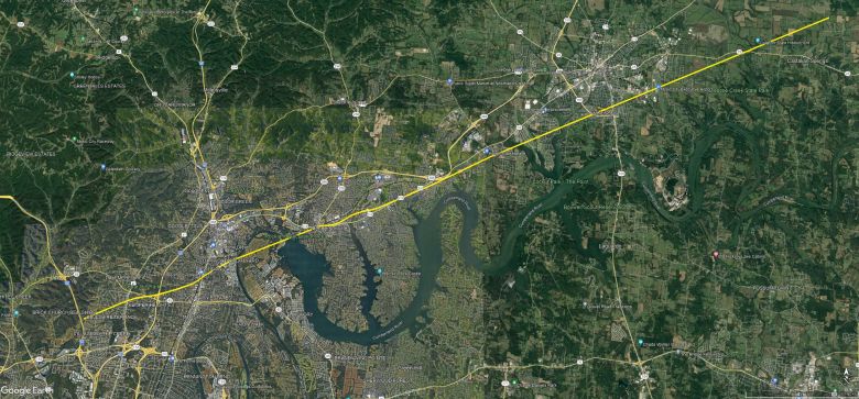 Caminho percorrido por tornado, que atingiu a cidade de Springfield, classificado como um EF2, com ventos de 190 km/h. Crdito: @NWSNasville 