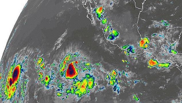 Duas tempestades tropicais, Erick e Flossie, estão ativas no Pacífico, nesta segunda-feira, dia 29 de julho de 2019. Ambas poderão virar furacão. Crédito: Apolo11.com