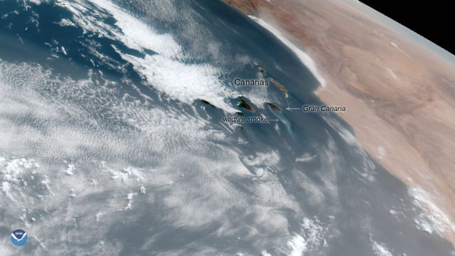 GOES-16 da NOAA captura imagem da fumaça de grande incêndio nas Ilhas Canárias, território espanhol. Imagem divulgada neste dia 20 pela NOAA. 