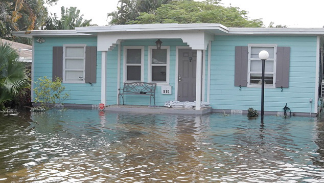 Chegada da tempestade tropical Eta provocou inundações no sul da Flórida. Crédito: Imagem divulgada pelo twitter @Andrew Lvins 