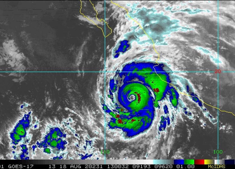 Imagem de satélite mostra a posição atual do grande furacão Genevieve sobre as águas do Pacífico. Crédito: NOAA/GOES17/RAMMB