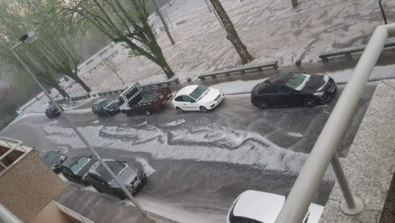 Granizo atingiu vrias reas da regio de Guimares neste domingo. Crdito: Imagem divulgada pelo twitter @MeteoOs 