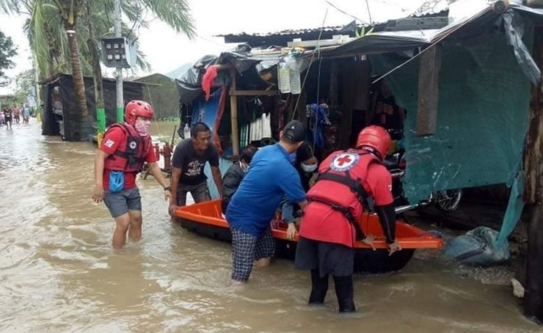 A situação se agravou nas Filipinas com a passagem do tufão Vamco, pouco dias após o super tufão Goni ter impactado o arquipélago. Crédito: Divulgação Cruz Vermelha das Filipinas. 