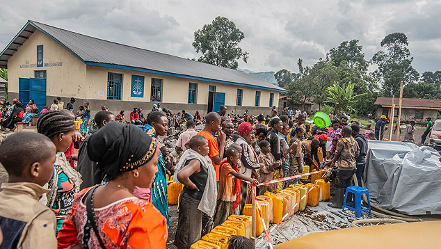 Situação ainda é preocupante em Goma onde milhares de famílias necessitam de ajuda humanitária depois da erupção do vulcão Nyiragongo em 22 de maio. Crédito: Imagem divulgada pelo twitter oficial Médicos Sem Fronteiras @MSF Portugal 