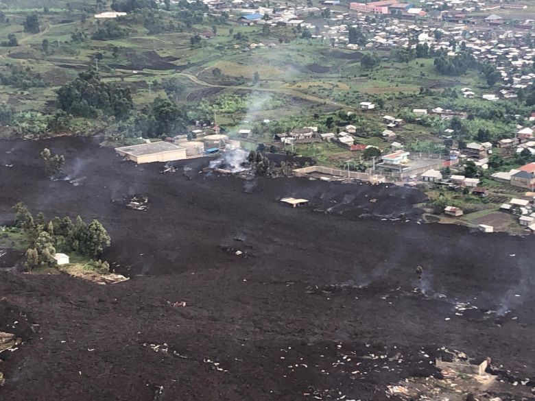 Vis�o parcial da destrui��o em Goma, ap�s a erup��o vulc�nica do monte Nyiragongo. Cr�dito: Imagem divulgada pelo twitter @RBernhardlCRC e @CICR fr/Cruz Vermelha  