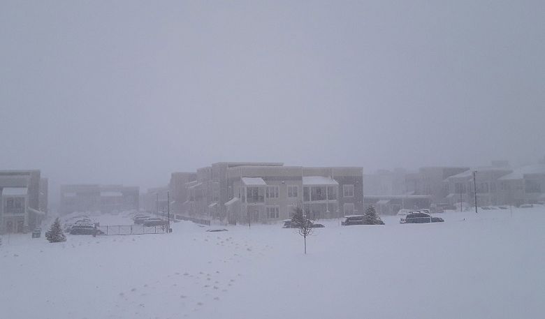 Denver foi atingida por hist�rica nevasca no fim de semana. Cr�dito: Imagem divulgada pelo twitter @travel grl