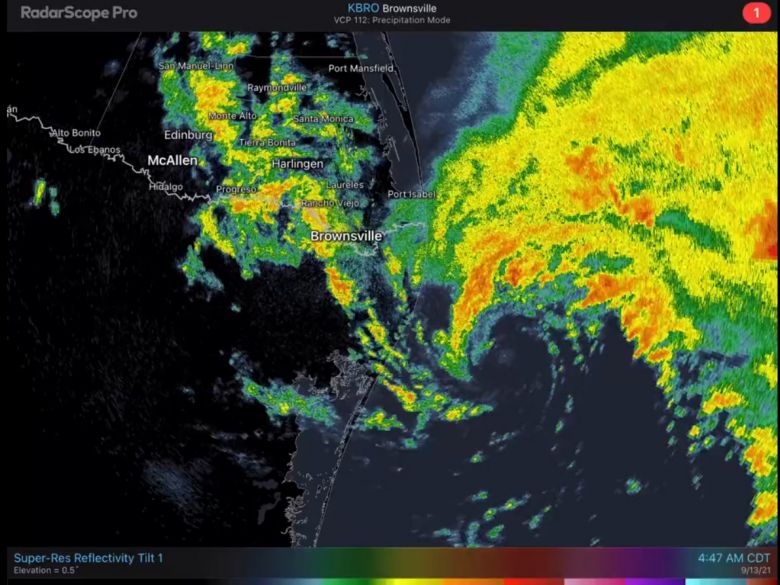 Imagem das �reas de chuva captadas pelo radar meteorol�gico de Brownsville, no Texas. Cr�dito: Divulga��o pelo twiiter @NWSBrownsville