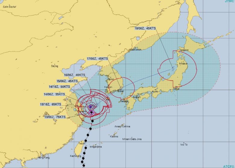Trajeto estimado para o tufão Chanthu nos próximos dias. Crédito: JTWC