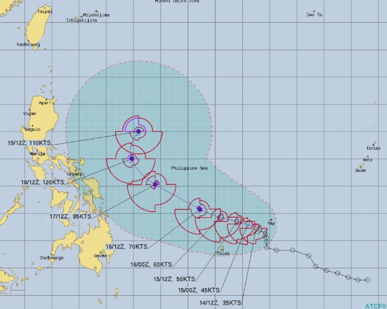 Trajeto previsto para a tormenta Surigae nos pr�ximos dias. Cr�dito: JTWC
