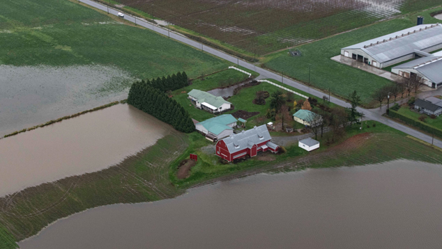 Vancouver isolada por enchentes. Cr�dito: Divulga��o pelo twitter da For�a A�rea do Canad� @RCAF ARC