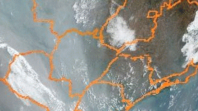 Imagem de satlite mostra parte da fumaa que est chegando do interior do Brasil a So Paulo. Crdito: NOAA/Apolo11