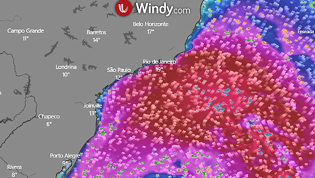 Mapa mostra grande swell na costa do Sudeste do Brasil nesta segunda-feira, dia 13. Crédito: Reprodução animação WINDY