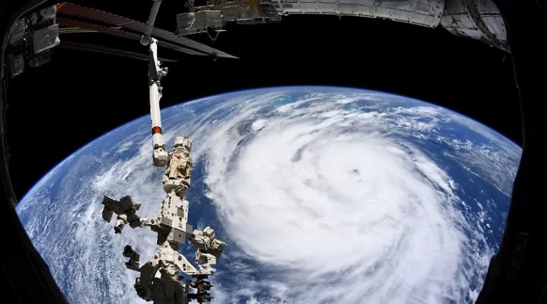 Furac�o Ida fotografado a bordo da Esta��o Espacial Internacional (ISS) em agosto de 2021. Cr�dito: ESA 