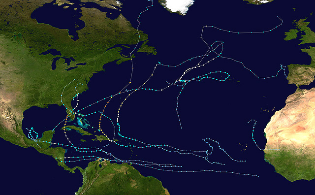 Mapa resumo da temporada de furaces do Atlntico de 2022. Crdito: HurricaneCovid Created using WikiProject Tropical cyclones/Tracks/Wikipedia 