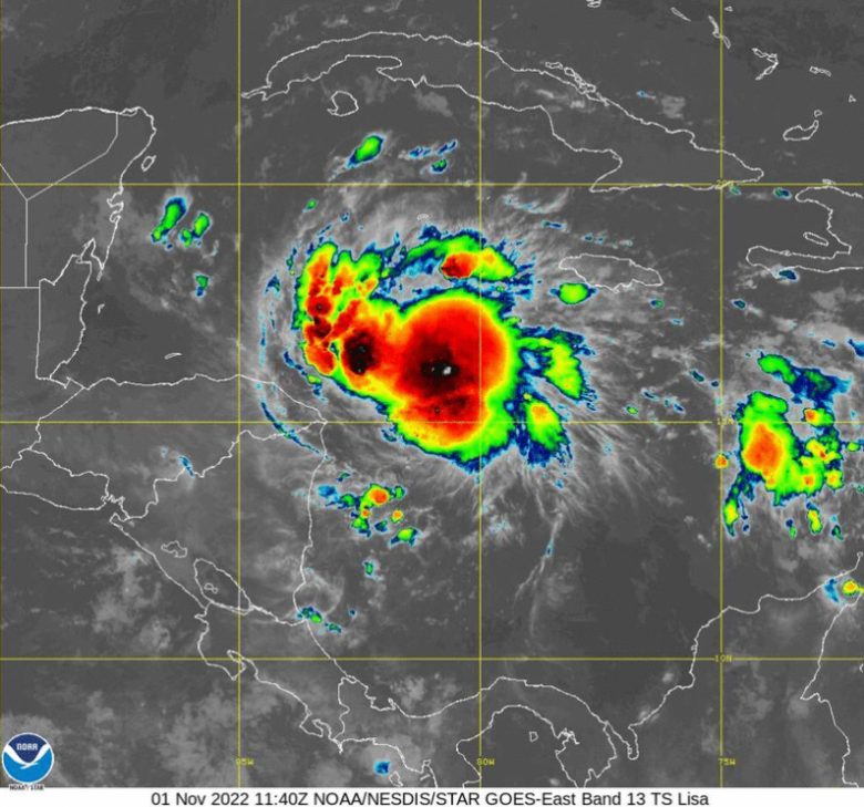 Imagem de satlite da manh da tera-feira, dia primeiro, mostra a tempestade tropical Lisa se aproximando da costa de Honduras. Crdito: NOAA/GOES-East