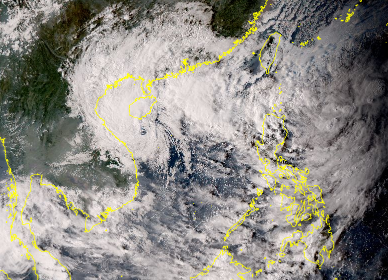 A imagem de satlite destaca a tempestade tropical Nesat passando por Hainan rumo ao centro do Vietn dia 19 de outubro. Crdito: AMJ 