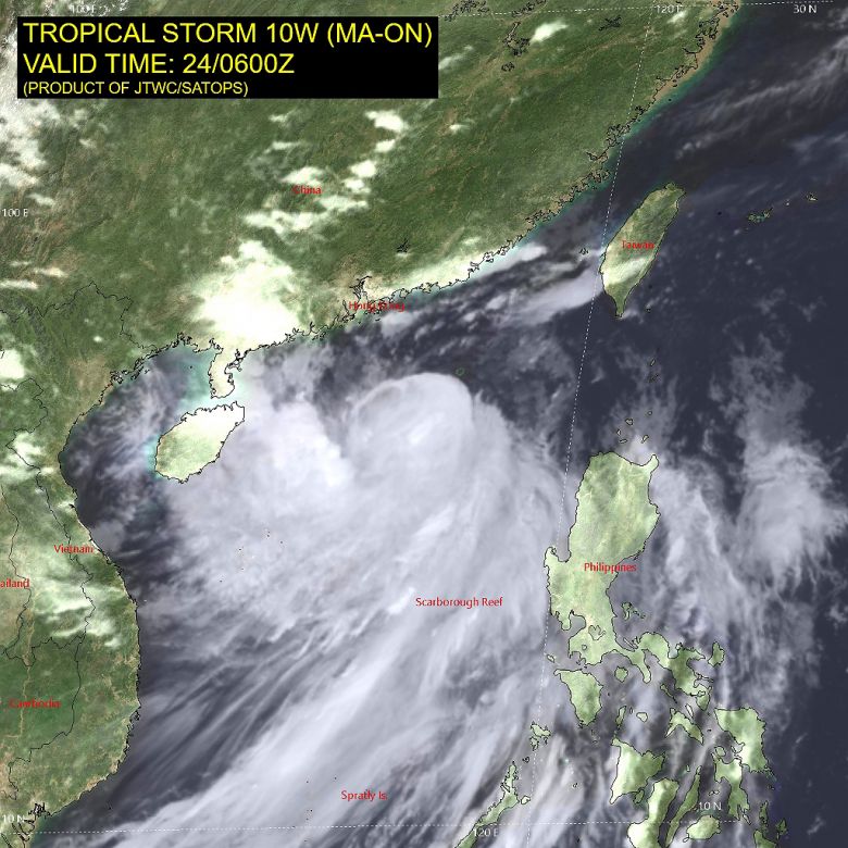 Imagem de sat�lite mostra a tempestade Man-on se aproximando de Hong Kong dia 24 de agosto. Cr�dito: JTWC