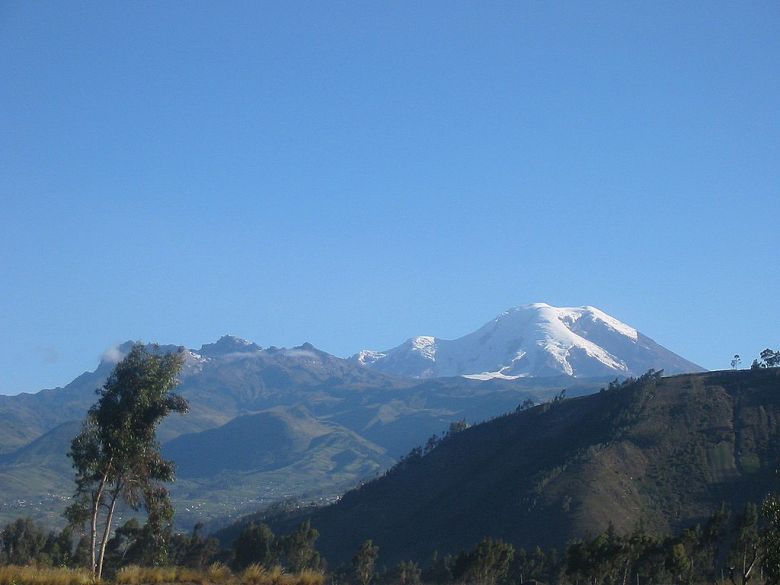 Vulco Carihuairazo, no Equador. Montanha  considerada inativa. Crdito: By Martin Iturbide - Quisapincha - Ecuador/Wikipedia  