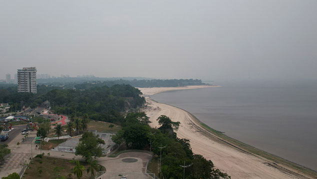 Manaus vive mais uma onda de fumaa prolongada e qualidade do ar pssima. Crdito: Alberto Csar Arajo/Amaznia Real/Fotos Pblicas 