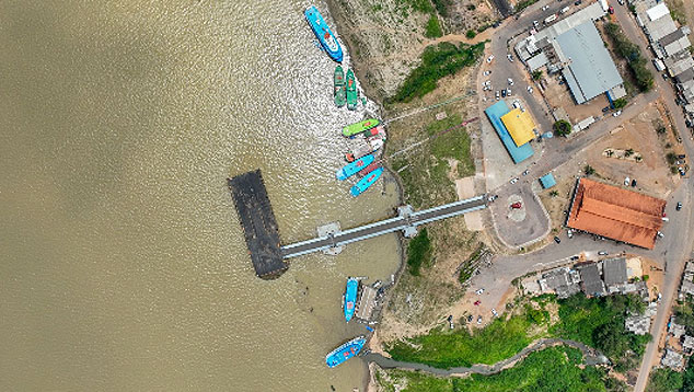 Rio Madeira em Porto Velho, onde o n�vel � o mais baixo em 56 anos. Cr�dito: Imagem ilustrativa/Defesa Civil de Porto Velho 