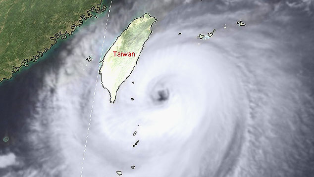 Imagem de satlite mostra o olho do tufo Koinu j muito prximo  Taiwan na manh do dia 4 de outubro. Crdito: JTWC/SATOPS