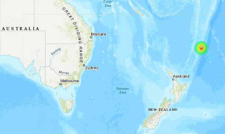 Mapa mostra a localizao do intenso sismo de magnitude 7.1 ocorrido nas Ilhas Kermadec, regio da Nova Zelndia, dia 24. Crdito: USGS 