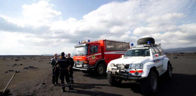 Equipes de resgate estão de prontidão em Grindavik. Crédito: Divulgação Departamento de Proteção Civil e Gestão de Emergências  