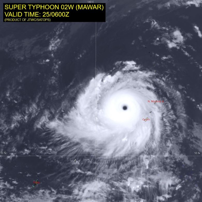 Imagem de satlite mostra o super tufo Mawar dia 25, aps a passagem por Guam, no Pacfico ocidental. Crdito: JTWC/SATOPS
