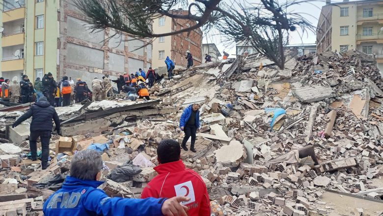 Destruio na Turquia  a maior por terremotos em um sculo. Crdito: Divulgao Cruz Vermelha na Turquia @IFRC Europe 