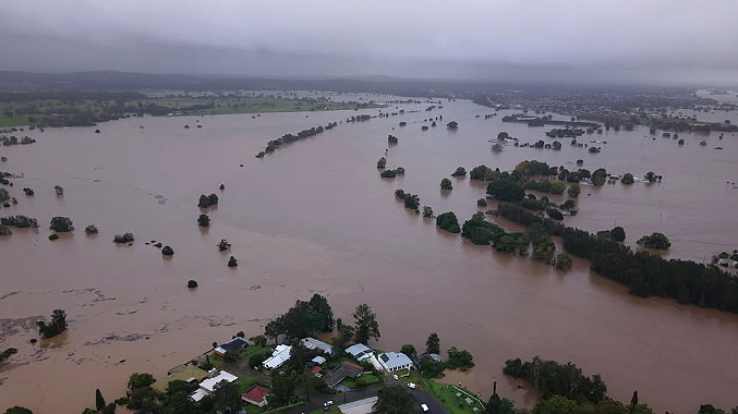 Vista a�rea de comunidades atingidas por enchentes no interior de Nova Gales do Sul. Cr�dito: divulga��o via Instagram @bureauofmeteorology