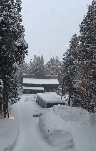 Neve registrada em Nagano nos �ltimos dias. Cr�dito: divulga��o via Threads @puspitasarimulyono