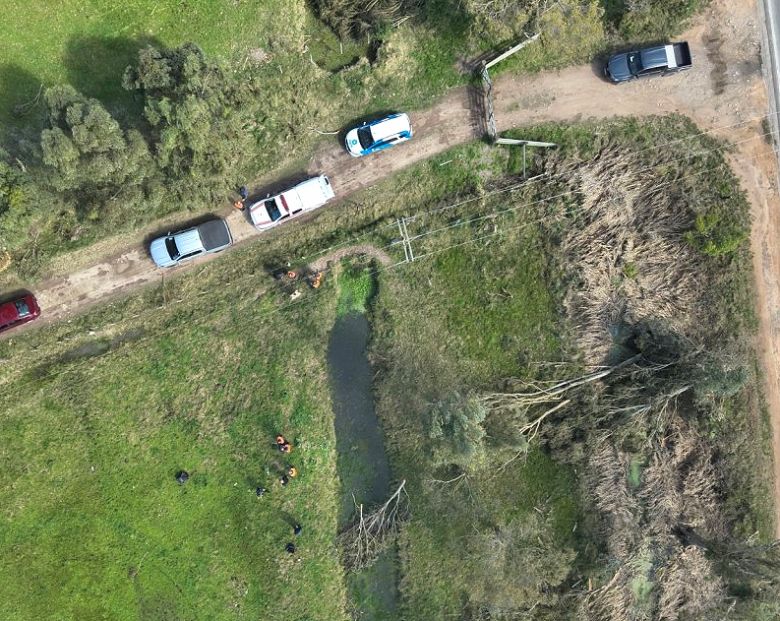 Ventos intensos arrancaram �rvores e postes em Santa Vit�ria do Palmar no dia 3. Cr�dito: Soldado PM William Roloff/CREPDEC 4/Defesa Civil RS