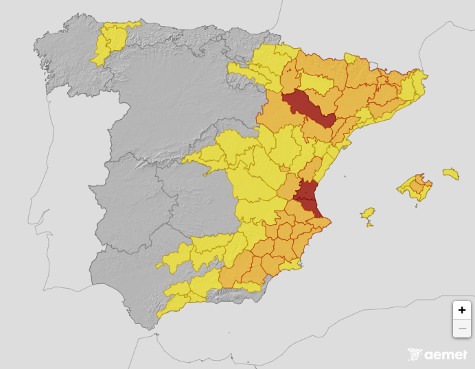 Mapa mostra os locais da Espanha ainda sob alerta vermelho de calor. A regi�o da Andaluzia est� em alerta amarelo. Cr�dito: AEMET